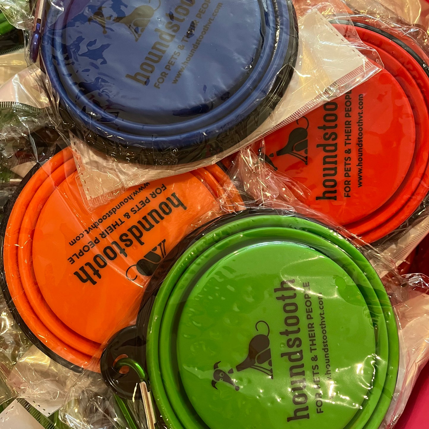Houndstooth Travel Bowl