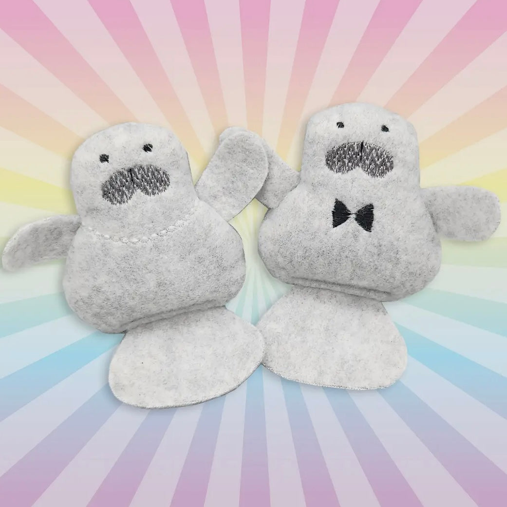 Crochet Kitty Mr. & Mrs. Meownatee Twin Pack