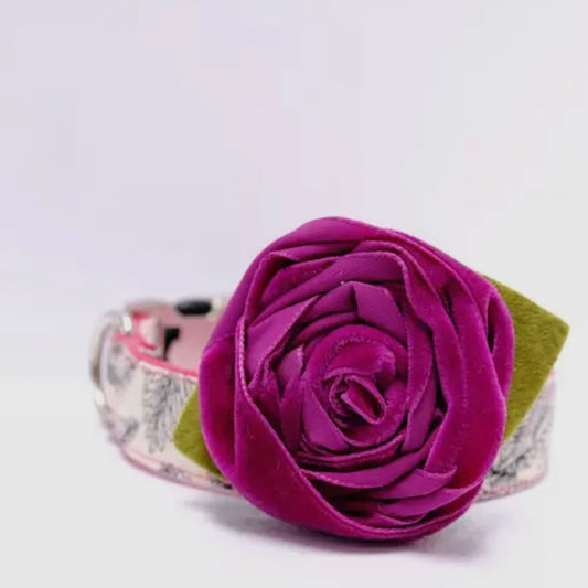 Mimi Green Velvet Rose Collar Flower