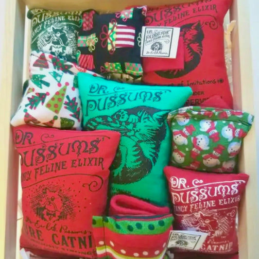 Dr Pussum's Holiday Kitty Krate Catnip Gift Set