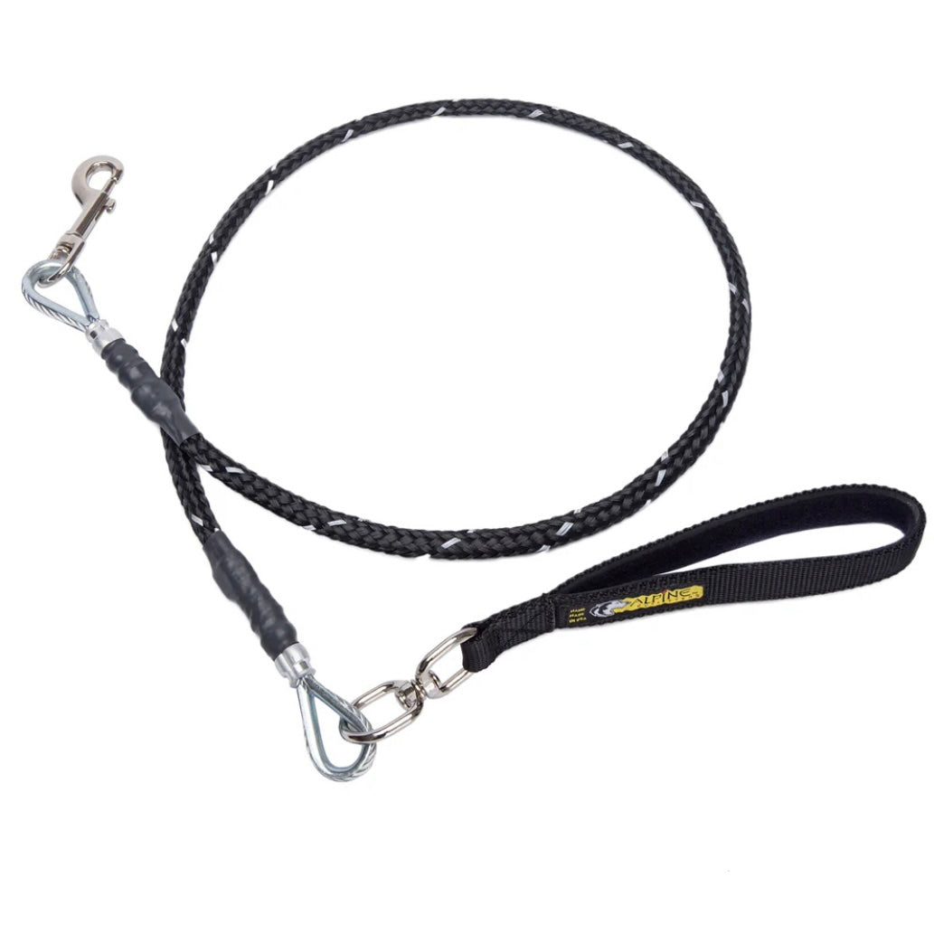 Alpine Outfitters Chew-Proof Leash