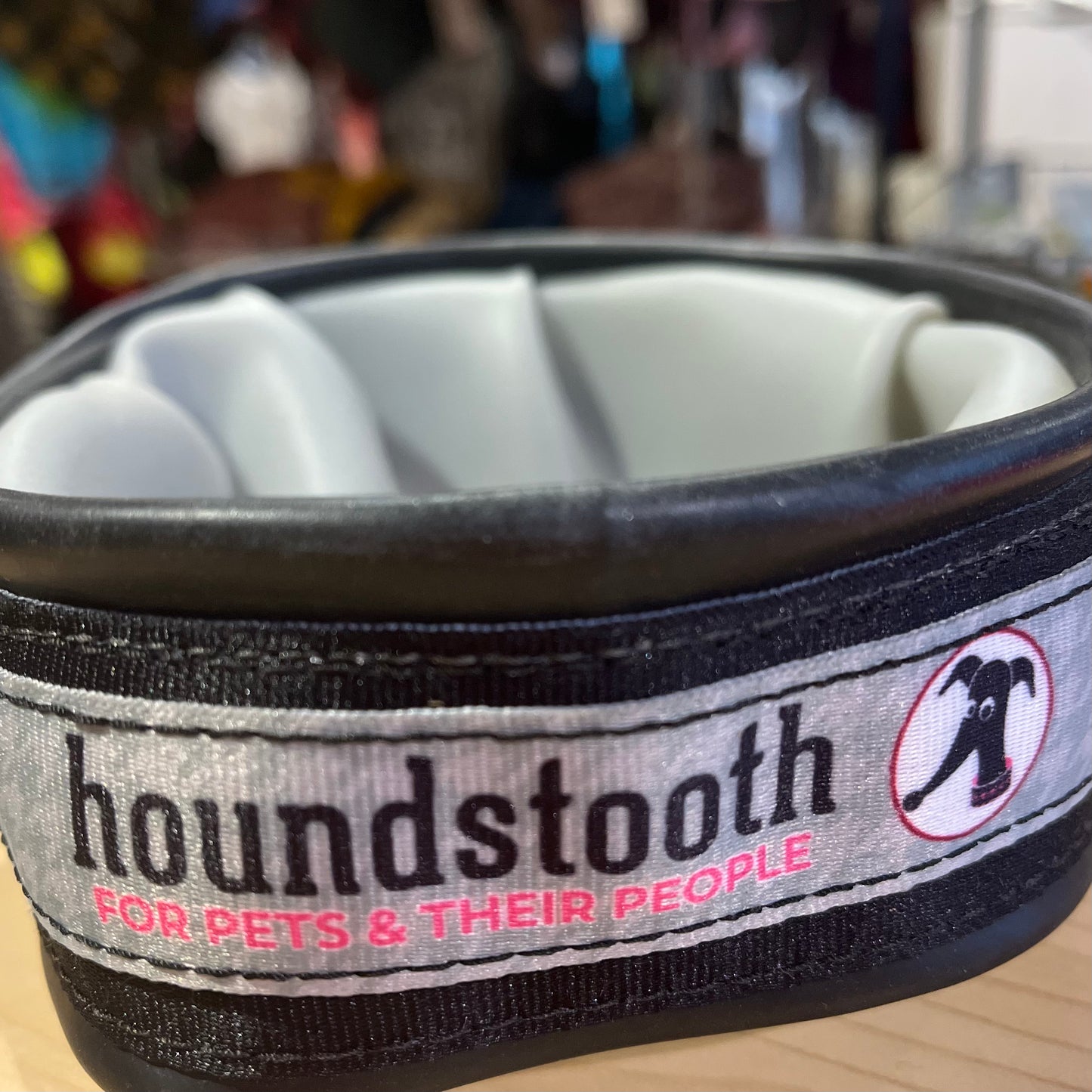 Houndstooth Buddy Bowl